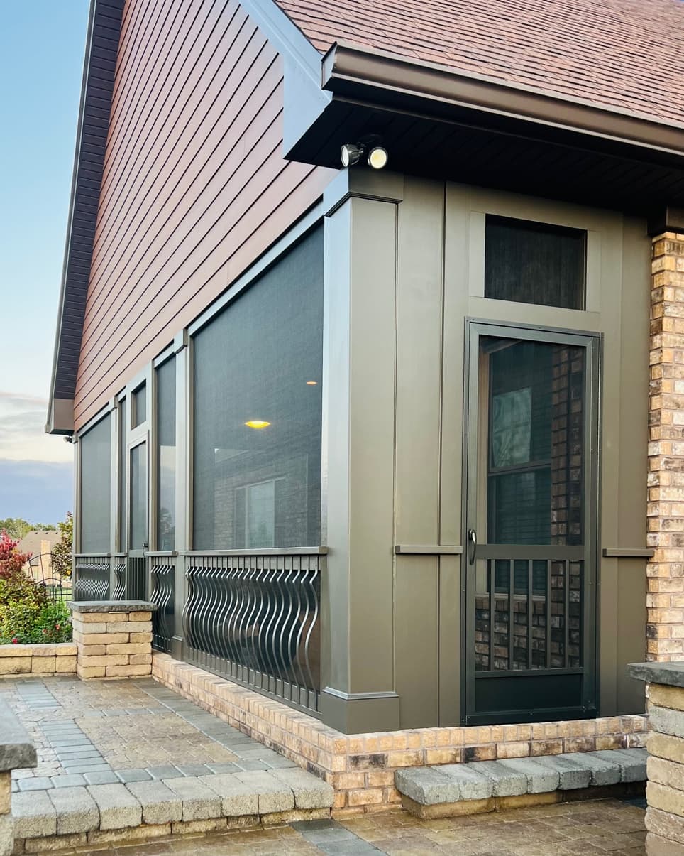 Screened Enclosures project photo 13